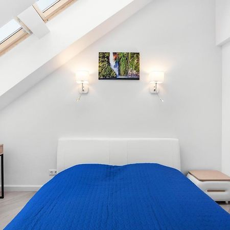 Luxurious Kaunas Basilica Apartment In Old Town By Urban Rent Bagian luar foto