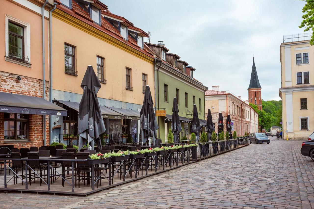Luxurious Kaunas Basilica Apartment In Old Town By Urban Rent Bagian luar foto