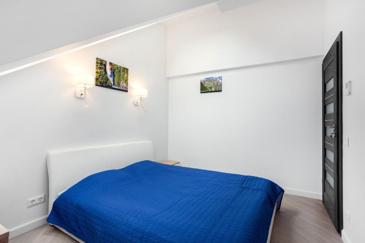 Luxurious Kaunas Basilica Apartment In Old Town By Urban Rent Bagian luar foto