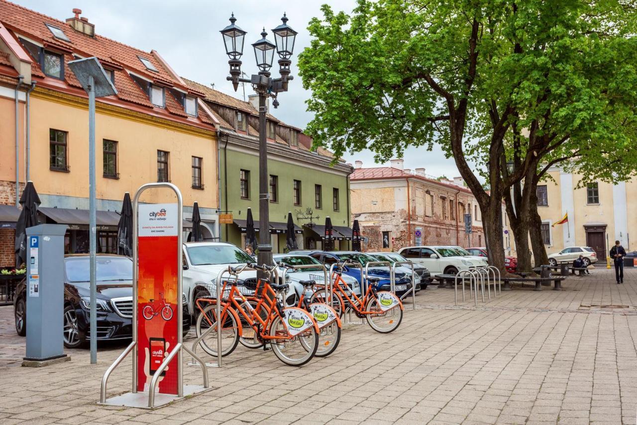 Luxurious Kaunas Basilica Apartment In Old Town By Urban Rent Bagian luar foto